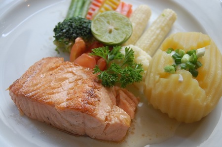 Consuma Salmon y baje el Colesterol